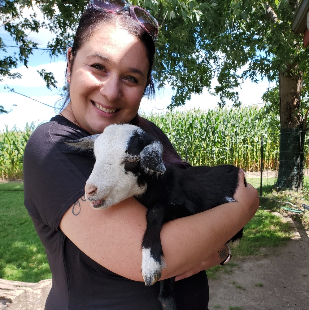 Meet your Posher, Brandi